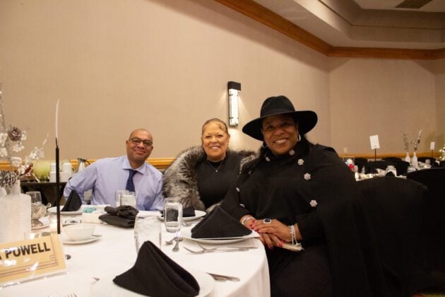 he Recorder Women’s Auxiliary hosted “A Legendary Function at an Uptown Junction” on Dec. 10 that featured live music, vendors, a raffle and a fashion show. (Photos/Jayden Kennett)