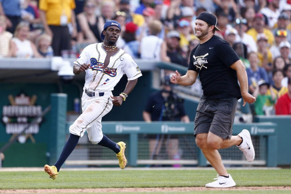 Savannah Bananas photos