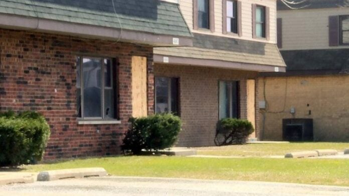 boarded-up-house2-1024x683