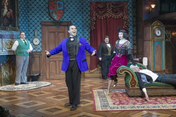 The cast of the IRT's 2025 production of The Play That Goes Wrong. Photo by Zach Rosing