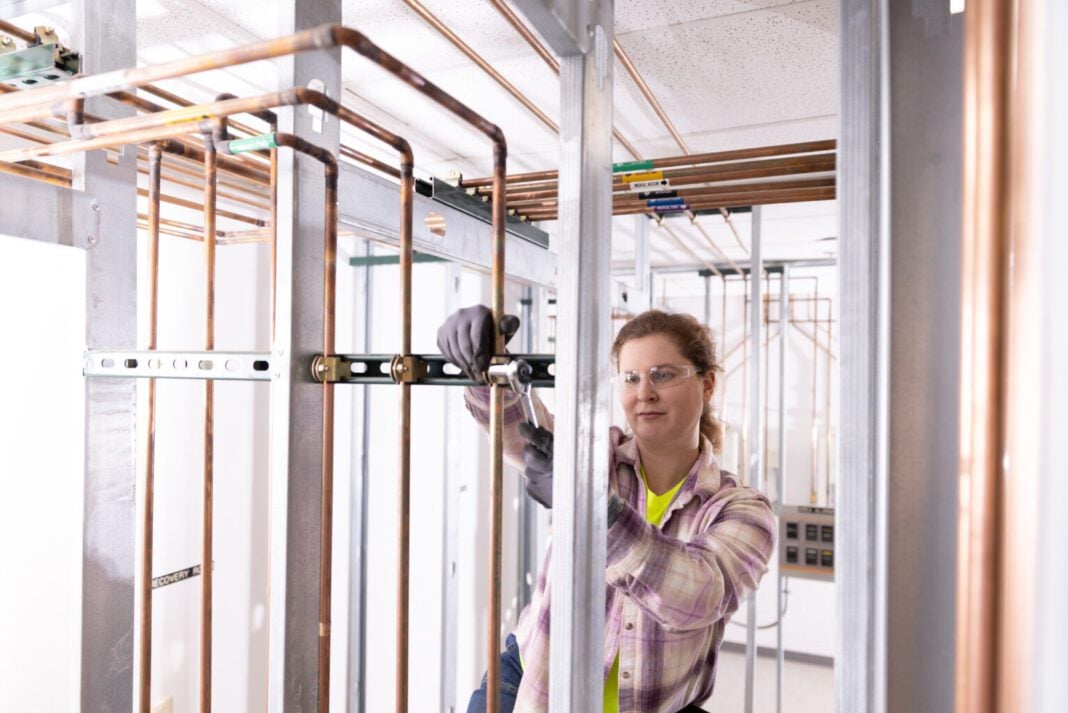 Ivy_2022_Lawrenceburg_PlumbingWelding_SaraSpears_construction-portrait_19530-1536x1025