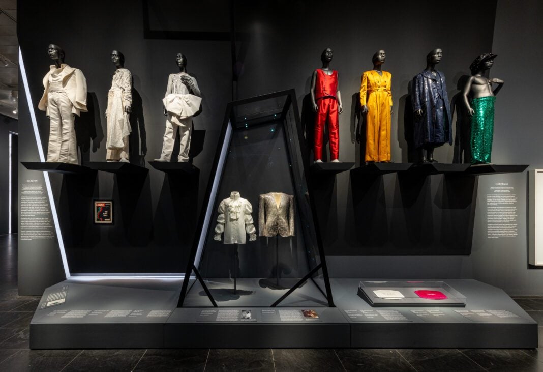 30. Beauty,GalleryView