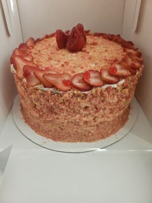 DebbieKakes & More originated with Butler’s signature pound cakes but quickly grew to incorporate cupcakes, cookies, pies and some family favorite recipes. (Photo/Debbie Butler)