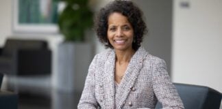 Drawing the circle wide: Building health through shared strength Leah Gunning Francis