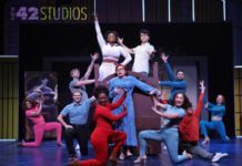 REVIEW: Beef and Boards’ ‘Tootsie’ might be my new obsession  The cast of "Juliet's Nurse" performs in Beef & Boards Dinner Theatre's production of Tootsie, now on stage through Nov. 23. (Photos/Indy Ghost Light)