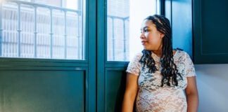 Some expecting mothers in Indianapolis can now get up to $750 a monthĀ