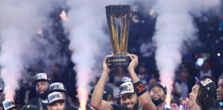 Knicks end titleĀ drought, capture 2025 NBA Cup with 124-113 win over Spurs New York Knicks center Karl-Anthony Towns (32) celebrates with teammates after his team's victory against the San Antonio Spurs in the NBA Cup championship basketball game Tuesday, Dec. 16, 2025, in Las Vegas. (AP Photo/Ian Maule)