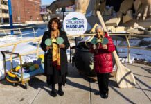 Carmen J Smith and Stella Chase Reese during the Dino Décor installation day at the Children’s Museum of Indianapolis. (Photo/Children’s Museum of Indianapolis)