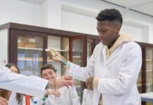 CarmelĀ studentsĀ secureĀ spotĀ inĀ nationalĀ finalsĀ by winningĀ National Science Bowl regional competition